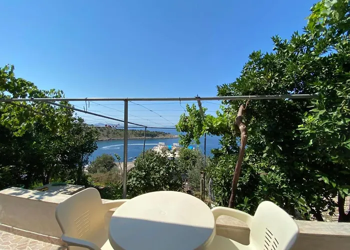 Seafront - Private Access * Sarandë