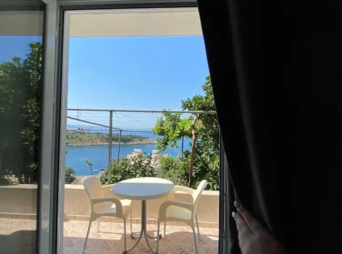 Seafront - Private Access Dom wakacyjny Saranda